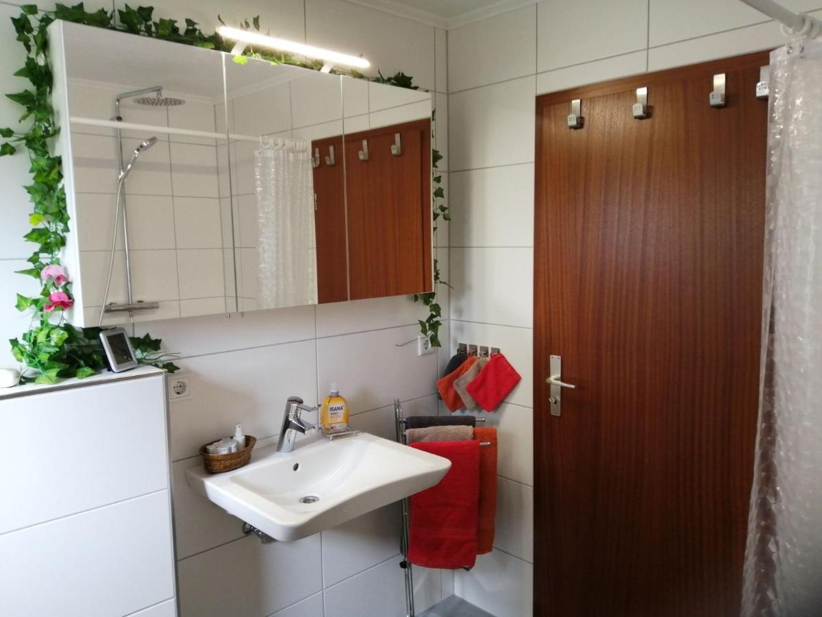 Sunny Flat In Bad Driburg With Gardenアパートメント エクステリア 写真
