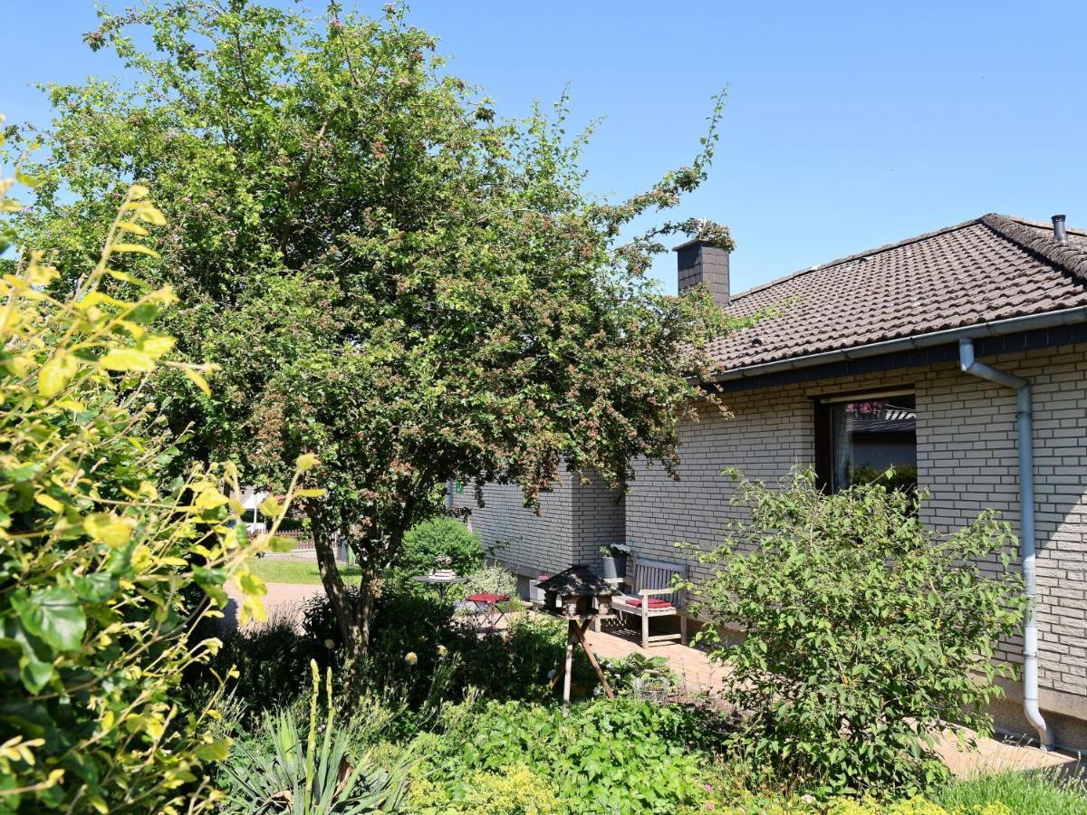 Sunny Flat In Bad Driburg With Gardenアパートメント エクステリア 写真